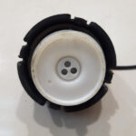 درب پلاستیکی باک بنزین KMC T8 اصلی